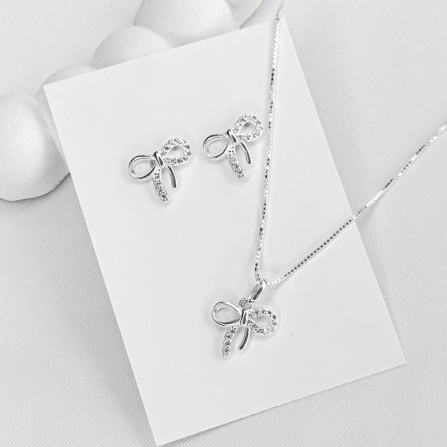 CONJUNTO LAÇO CRAVEJADO