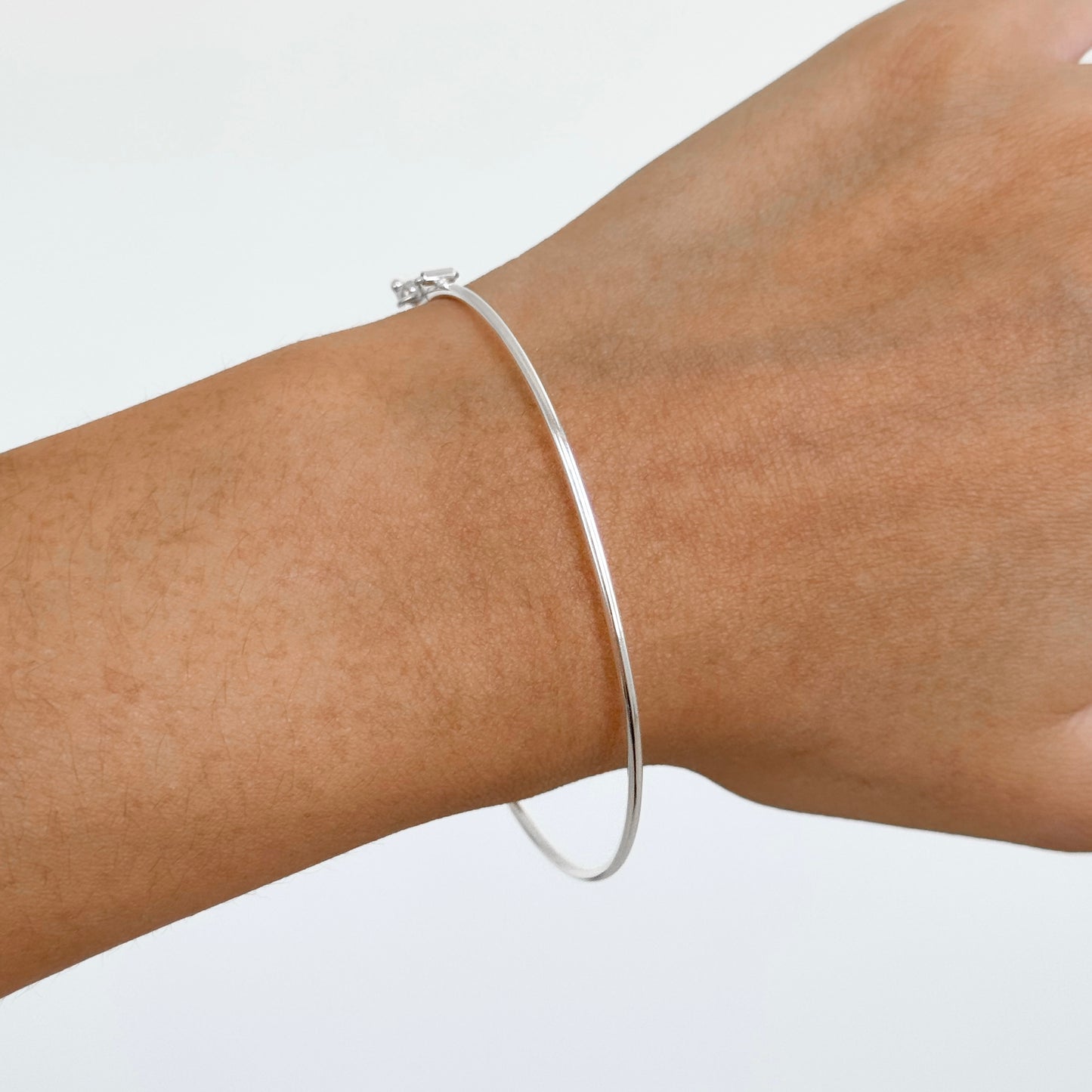 BRACELETE FIO REDONDO