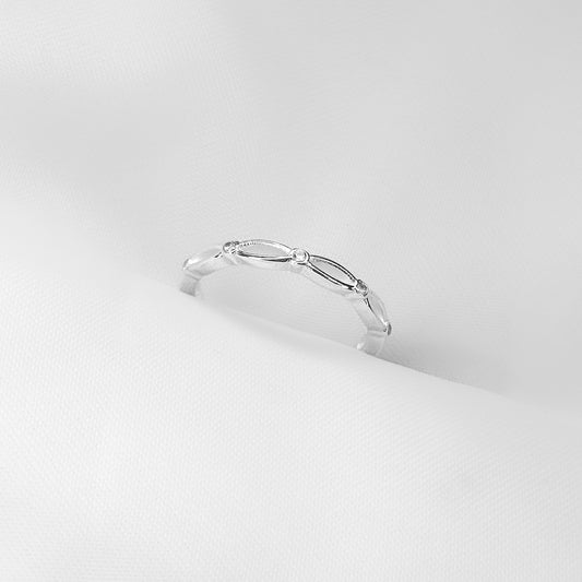 ANEL VAZADOS OVAIS COM PONTOS DE LJZ