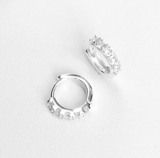 ARGOLINHA UMA FILEIRA CRAVEJADA DE CLICK