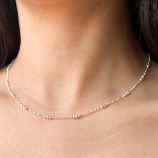 CHOKER TRÊS BOLINHAS INTERCALADAS