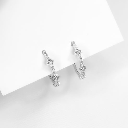 ARGOLA DE TARRAXA TRÊS TREVINHOS CRAVEJADA