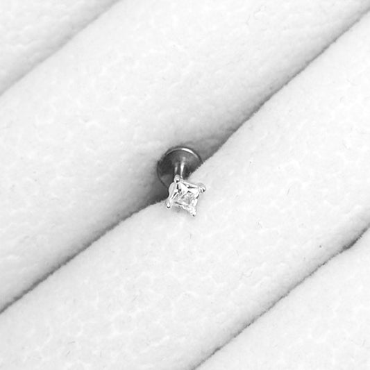 PIERCING PINO AÇO CIRÚRGICO ZIRCÔNIA PONTO DE LUZ QUADRADO